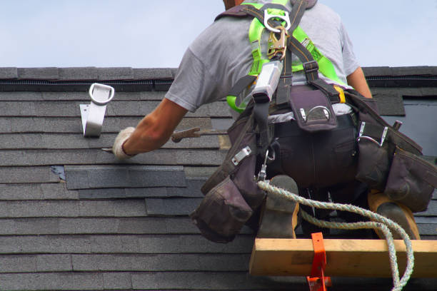 Best Roof Gutter Cleaning  in Seaside, OR